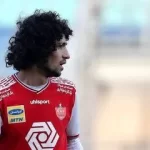 عودت پرهیجان مدافع تاجیک پرسپولیس به آغوش استقلال