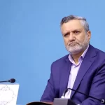 صولت مرتضوی در اقدامی پرشور، برای کاندیداتوری انتخابات، گام به وزارت کشور نهاد!