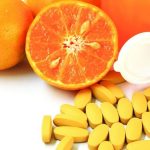 چالشات مصرف اضافه ویتامین C: نکاتی که باید به آنها توجه داشته باشید
