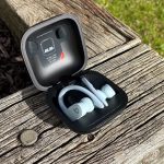 پایش سلامت با هدفون Powerbeats Pro 2 جدید اپل