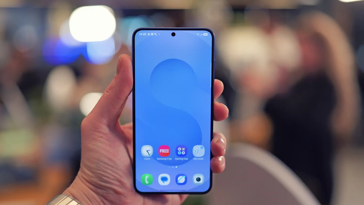 نسخه پایدار One UI 7.0 برای گوشی‌های بیشتری عرضه می‌شود؛ گلکسی S و F در صف دریافت آپدیت