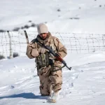 تعبیر خواب سرباز با تفنگ برای زن متاهل و باردار و دختر مجرد از روانشناسی