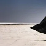 تعبیر خواب باد بردن چادر مشکی برای زن متاهل و باردار و دختر مجرد از روانشناسی