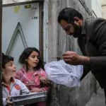 کمک به یتیم در خواب برای زن متاهل و باردار و دختر مجرد از روانشناسی