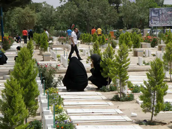 تعبیر خواب مردن کسی برای زن متاهل و باردار و دختر مجرد از روانشناسی