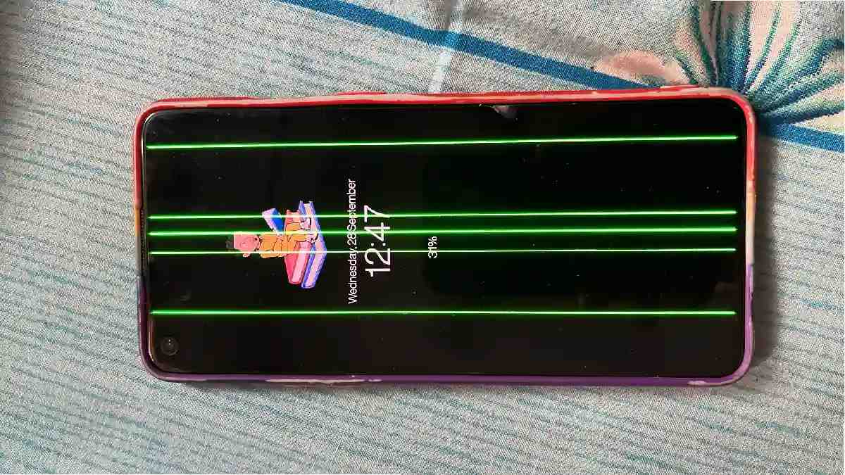 فهرست گوشی های OnePlus که با مشکل خط سبز مواجه شده‌اند
