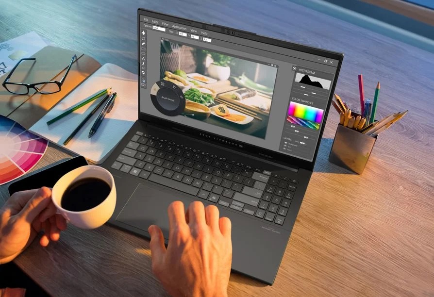 لپ تاپ ایسوس ویووبوک پرو ۱۵ با پردازنده Intel Core Ultra 9 معرفی شد