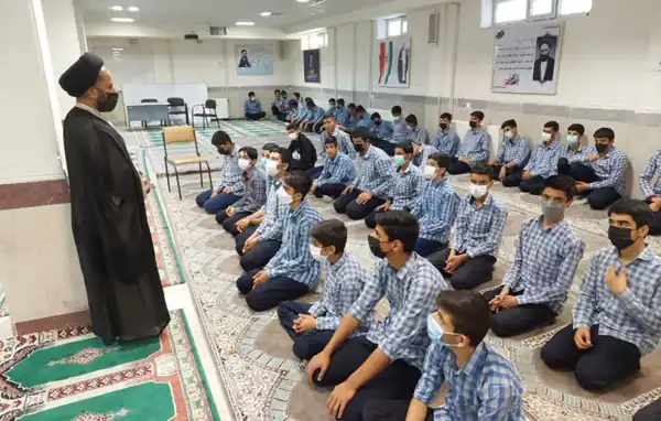 تعبیر خواب رفتن به نمازخانه برای زن متاهل و باردار و دختر مجرد از روانشناسی