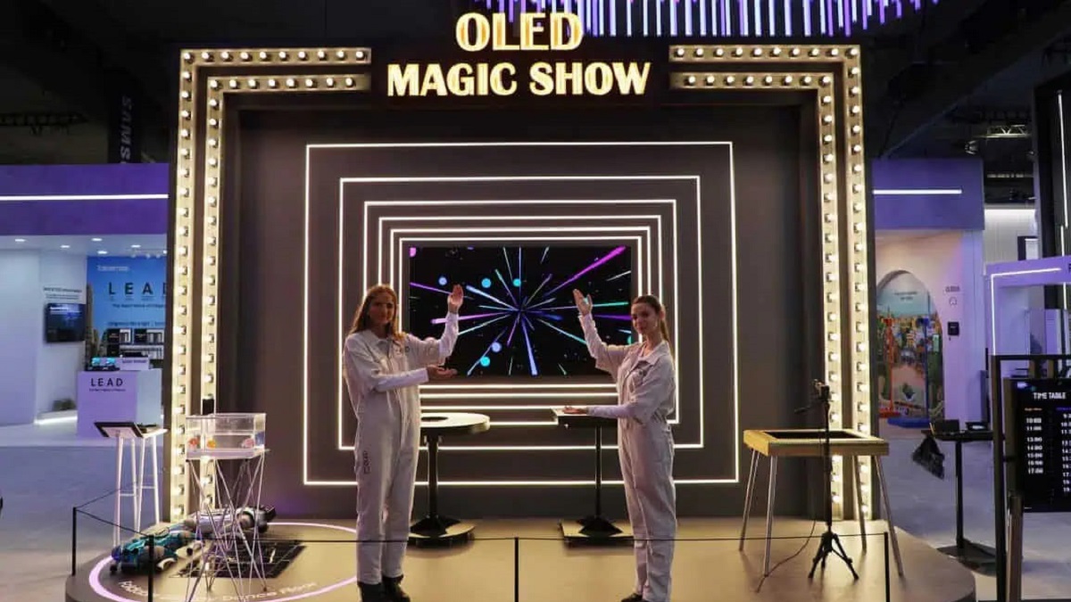 سامسونگ در نمایشگاه OLED Magic از فناوری‌های نمایشگر آینده‌نگرانه خود رونمایی کرد