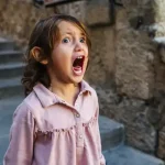 تعبیر خواب شیون و فریاد برای زن متاهل و باردار و دختر مجرد از روانشناسی