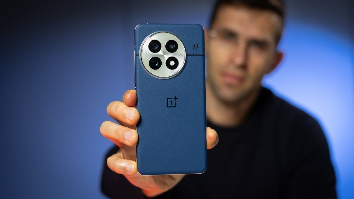گوشی OnePlus 13T با باتری قدرتمند بیش از ۶۰۰۰ میلی‌آمپر معرفی شد