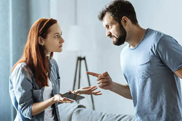 تعبیر خواب بداخلاقی معشوق برای زن متاهل و باردار و دختر مجرد از روانشناسی
