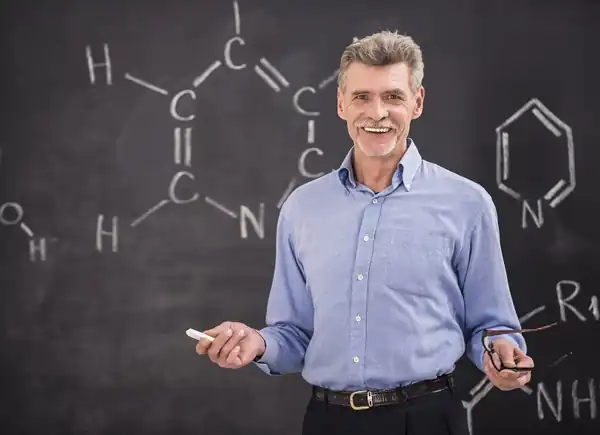 تعبیر خواب معلم شیمی برای زن متاهل و باردار و دختر مجرد از روانشناسی