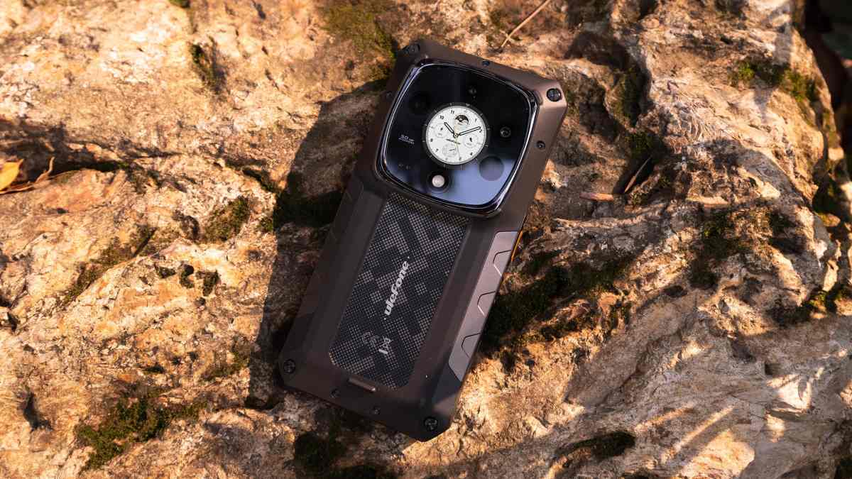 شکنجه‌ عجیب گوشی Armor 28 Ultra ؛ از برخورد با خودرو تا یخ خشک
