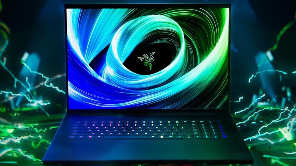 لپ تاپ Razer Blade 18 با نمایشگر دوحالته و کارت گرافیک RTX 5090 معرفی شد