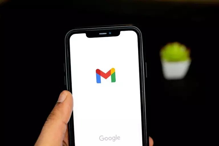 گوگل دادن پاسخ به وسیله هوش‌مصنوعی را به Gmail می‌آورد!