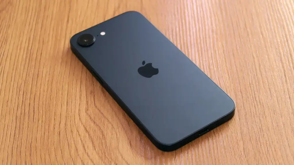 شایعه: قابلیت‌های جدیدی که اپل برای iPhone 18 در نظر دارد فاش شد!