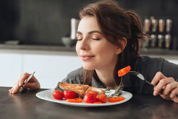 تعبیر خواب بوی خوش غذا برای زن متاهل و باردار و دختر مجرد از روانشناسی