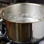 تعبیر خواب قابلمه آب جوش برای زن متاهل و باردار و دختر مجرد از روانشناسی