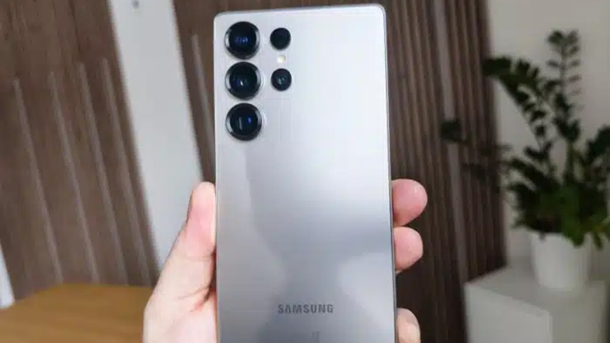 گوشی Galaxy S25 Ultra جان یک سرباز را نجات داد