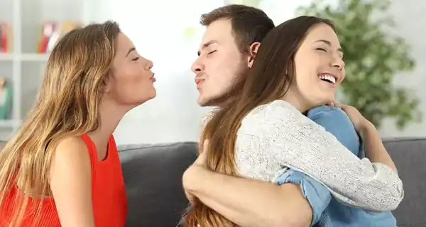 تعبیر خواب دوست دختر همسر برای زن متاهل و باردار و دختر مجرد از روانشناسی