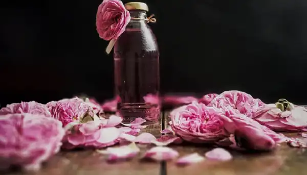 تعبیر خواب گلاب نذری برای زن متاهل و باردار و دختر مجرد از روانشناسی