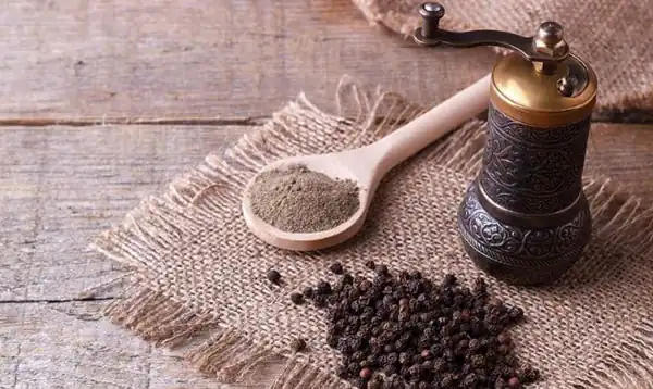 تعبیر خواب پودر فلفل سیاه برای زن متاهل و باردار و دختر مجرد از روانشناسی