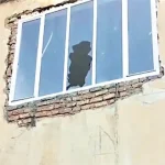 تعبیر خواب شکستن شیشه پنجره با سنگ برای زن متاهل و باردار و دختر مجرد