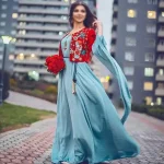 تعبیر خواب لباس محلی آبی برای زن متاهل و باردار و دختر مجرد از روانشناسی
