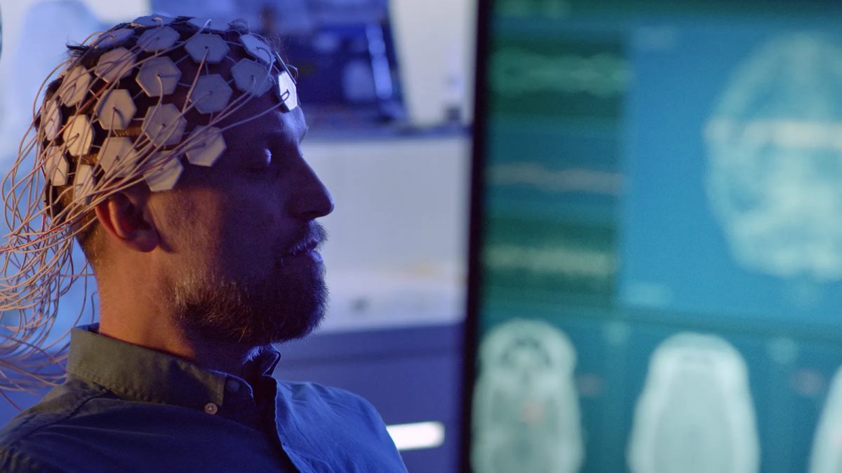 هوش مصنوعی مبتنی بر امواج مغزی به بخش مراقبت‌های ویژه وارد می‌شود