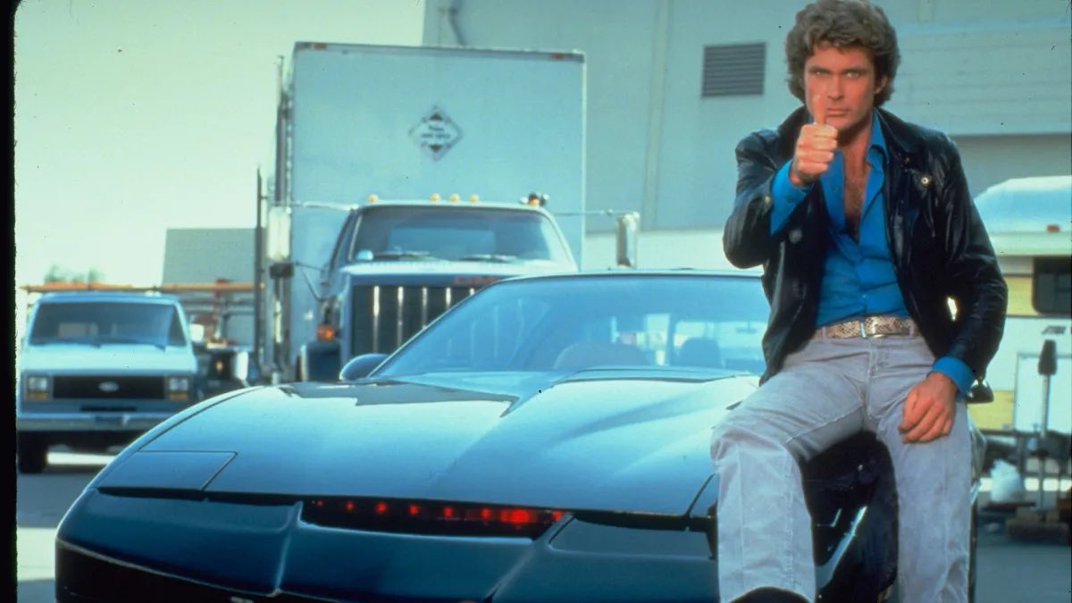 خالقان سریال Cobra Kai در حال ساخت فیلم Knight Rider برای یونیورسال هستند
