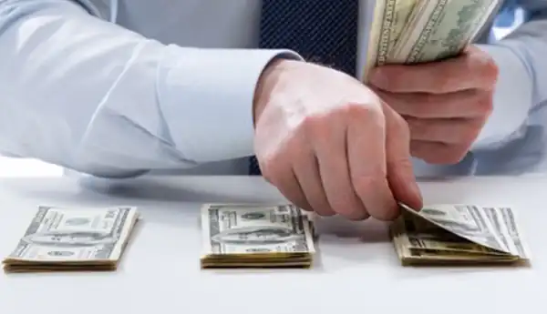 تعبیر خواب ثروتمند شدن پدر برای زن متاهل و باردار و دختر مجرد از روانشناسی