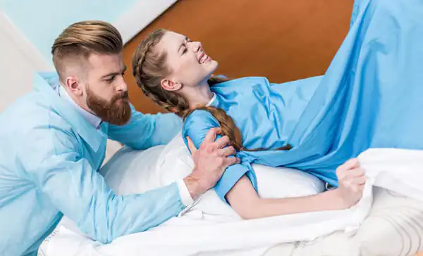 تعبیر خواب زایمان طبیعی در خانه برای زن متاهل و باردار و دختر مجرد از روانشناسی