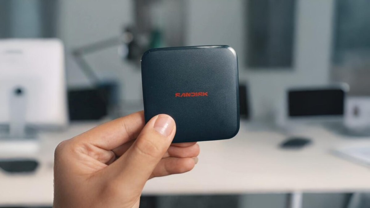 سن دیسک از سری جدید SSD قابل حمل ELE با سرعت خواندن ۴۰۰ مگابایت بر ثانیه رونمایی کرد