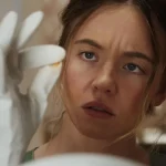 تریلر فیلم The Housemaid هنرنمایی سیدنی سوئینی در نقش یک خدمتکار را نشان می‌دهد