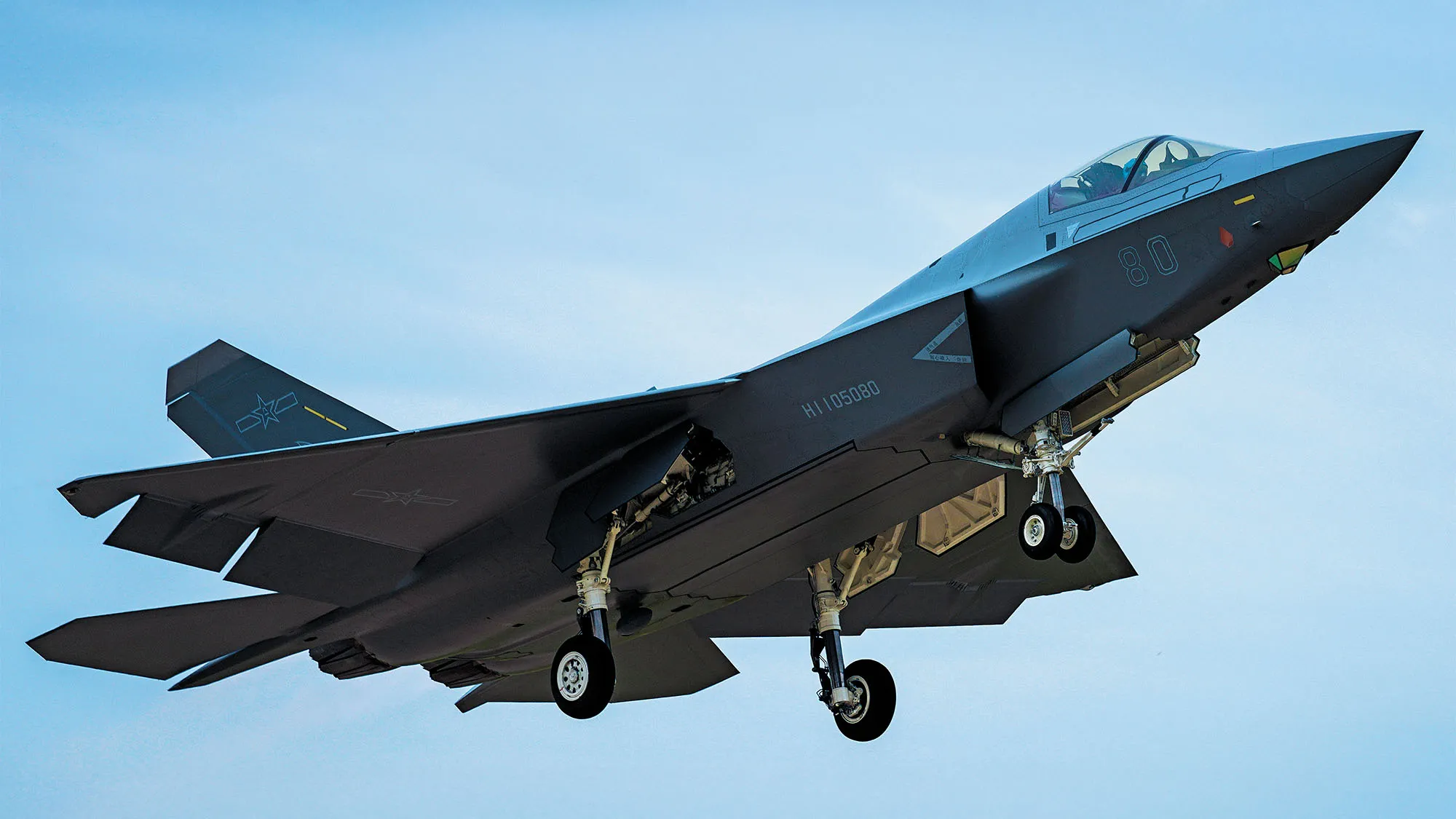 چین مدعی شد جنگنده J-35 سطح مقطع راداری کوچکتر از کف دست دارد