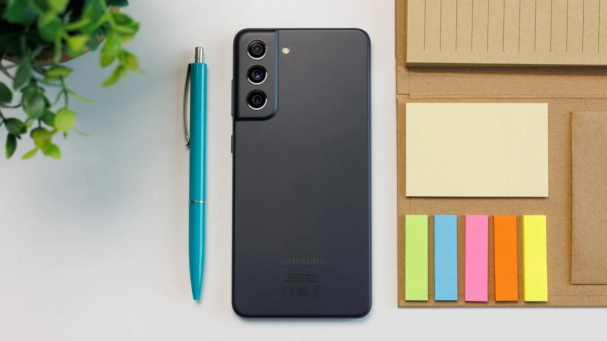 به‌روزرسانی‌های بزرگ برای یک گوشی دیگر سامسونگ هم به پایان می‌رسد