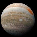 سیاره مشتری از حرکت مارپیچ‌وار زمین به دور خورشید جلوگیری کرده است