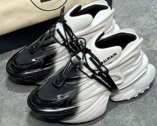 تعبیر خواب گم شدن کفش و دنبالش گشتن + امام صادق و زن متاهل و گم شدن لنگه کفش