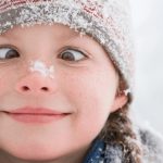 آیا لوچ کردن چشم‌ها واقعاً برای انسان مضر است؟