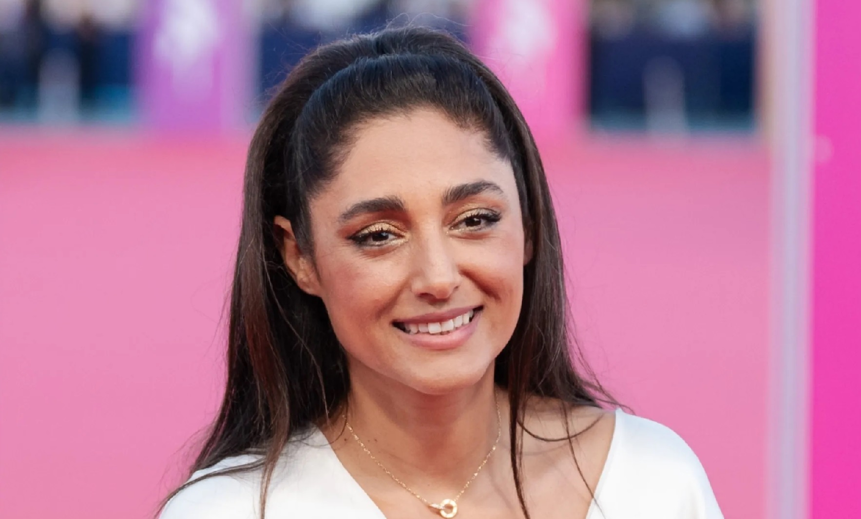 گلشیفته فراهانی، علی نصیریان و همایون غنی‌زاده در فرش قرمز فیلم «آه، چه روزهای خوشی بود» حضور پیدا کردند + ویدیو