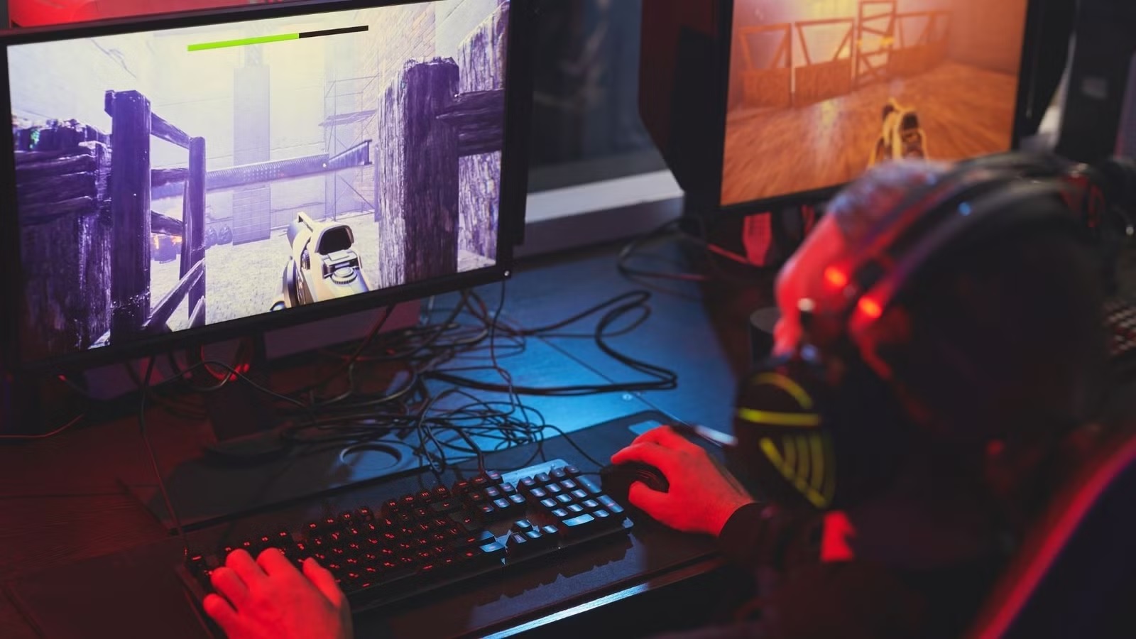 گیمرها پول بازی نمی‌دهند، اما به فیتگرل کمک مالی می‌کنند!