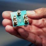 دانشمندان تراشه عجیبی را توسعه داده‌اند که با امواج مایکروویو کار می‌کند