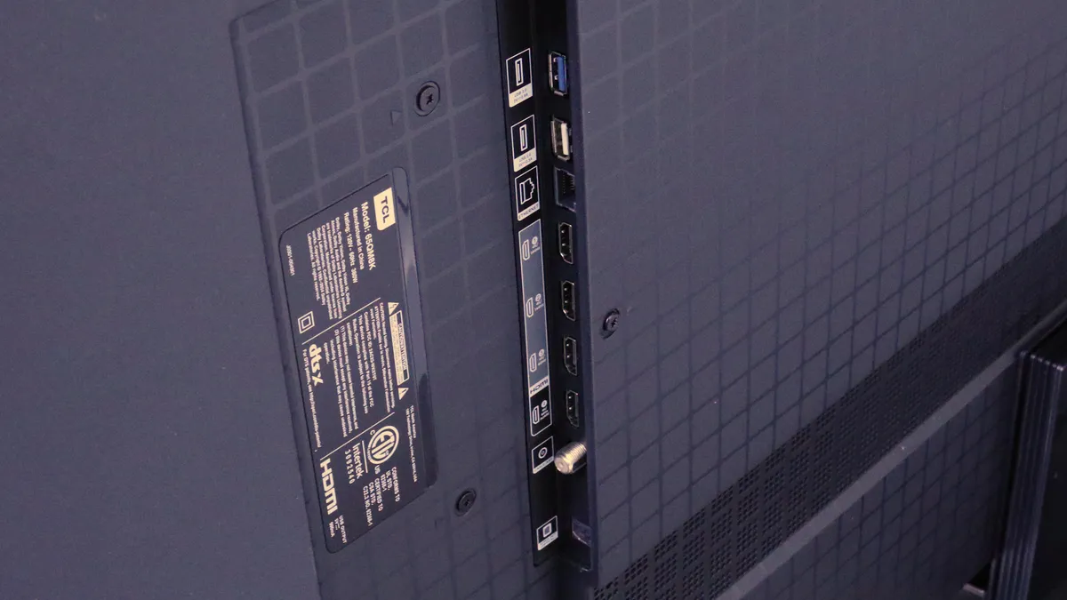 در صورت کم بودن پورت‌های HDMI تلویزیون چه کار کنیم؟