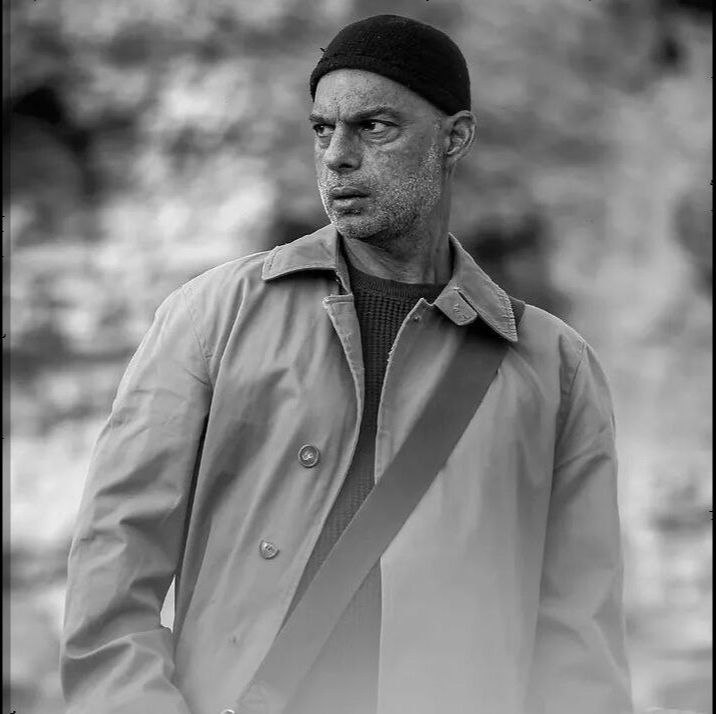 تصویری از فیلم سینمایی «بالاتر از سیاهی» با بازی پیمان معادی منتشر شد