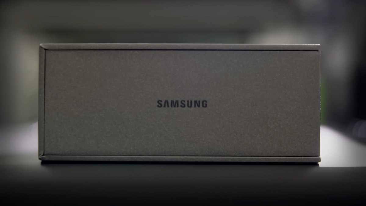 جعبه گلکسی زد تری فولد چند سوپرایز برای خریداران خواهد داشت