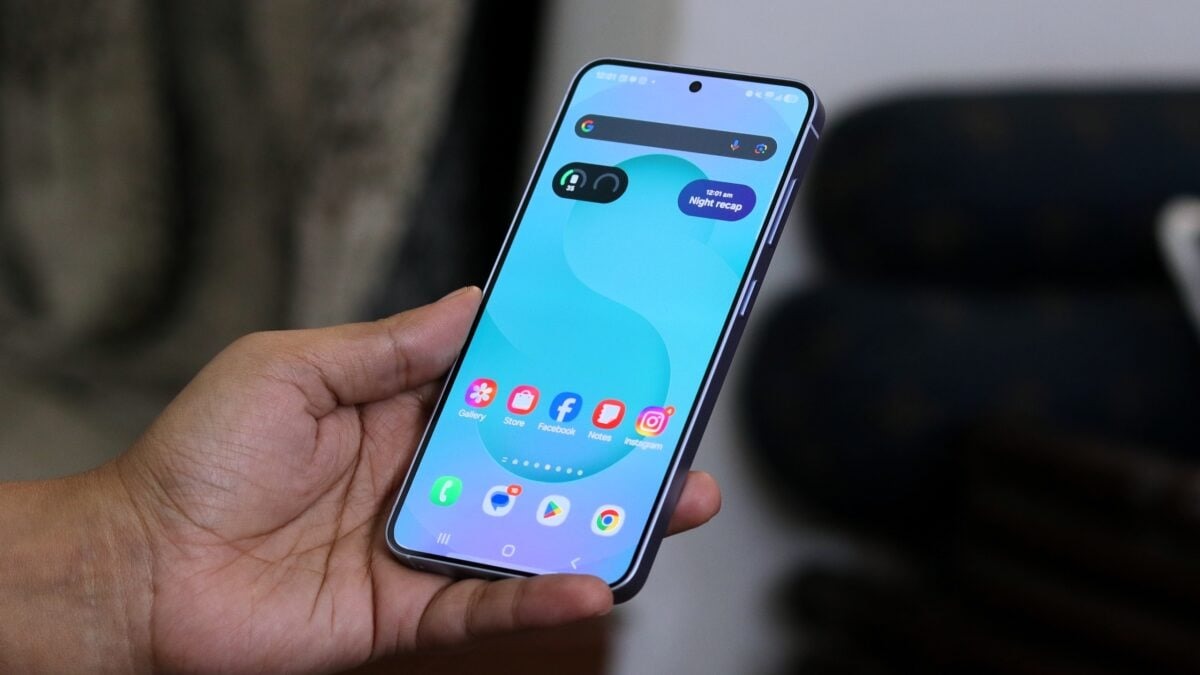 نشانه‌های جدید از سرعت بالاتر شارژ بی‌سیم در وان یو آی ۸٫۵ فاش شد