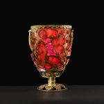 جام ۱۶۰۰ ساله رومی که با شرایط محیطی تغییر رنگ میدهد