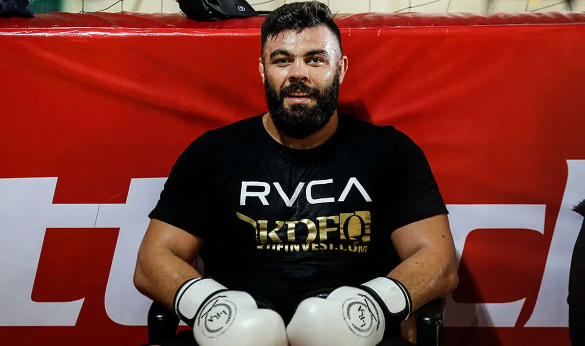 امیر علی اکبری قهرمان کشتی فرنگی از سرنوشت تلخ توله شیرش گفت + ویدیو