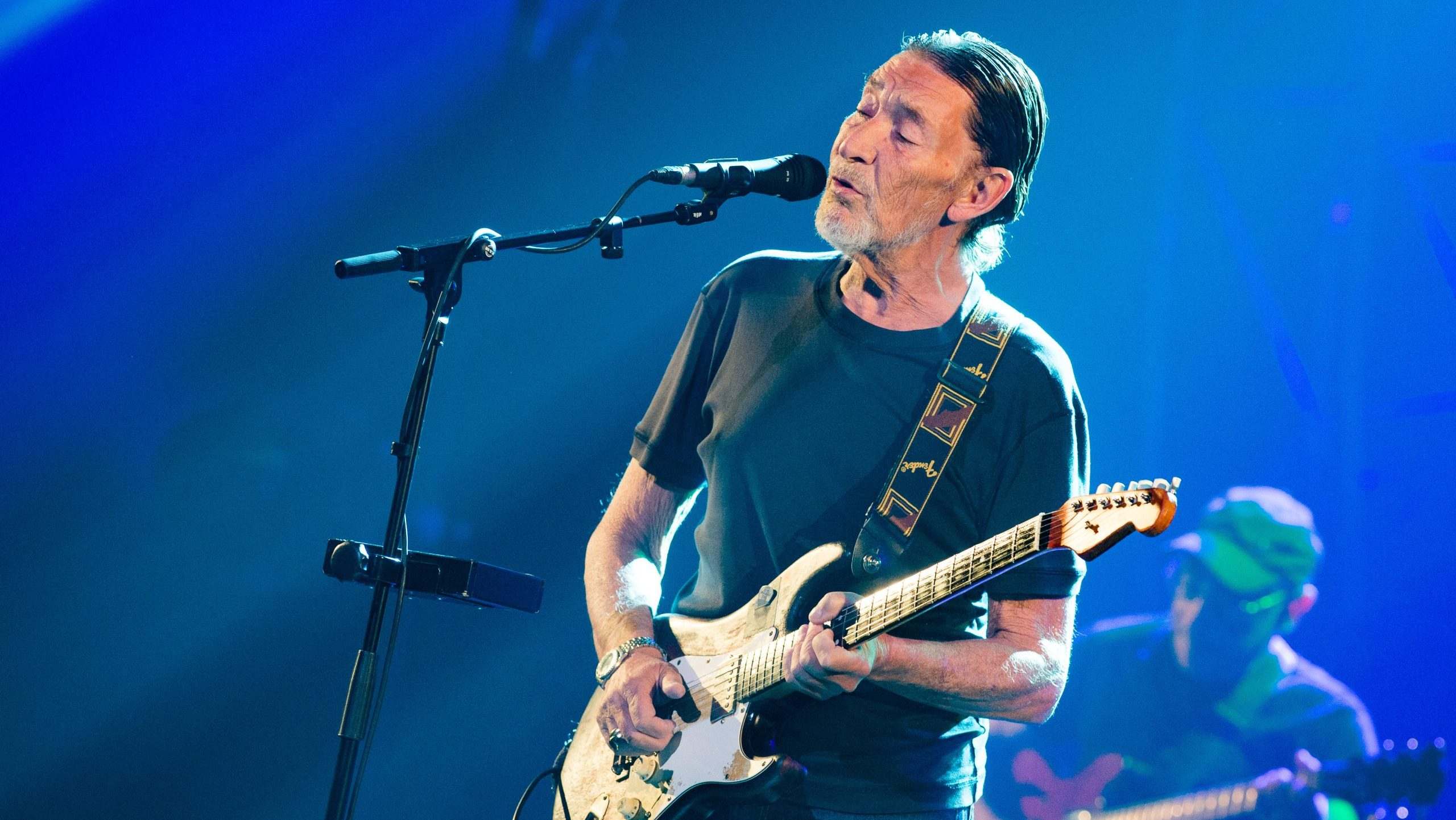 خواننده بریتانیایی کریس ریا از دنیا رفت